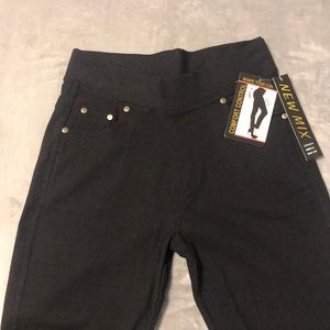 Ladies black jegging. New with tags. Size Small